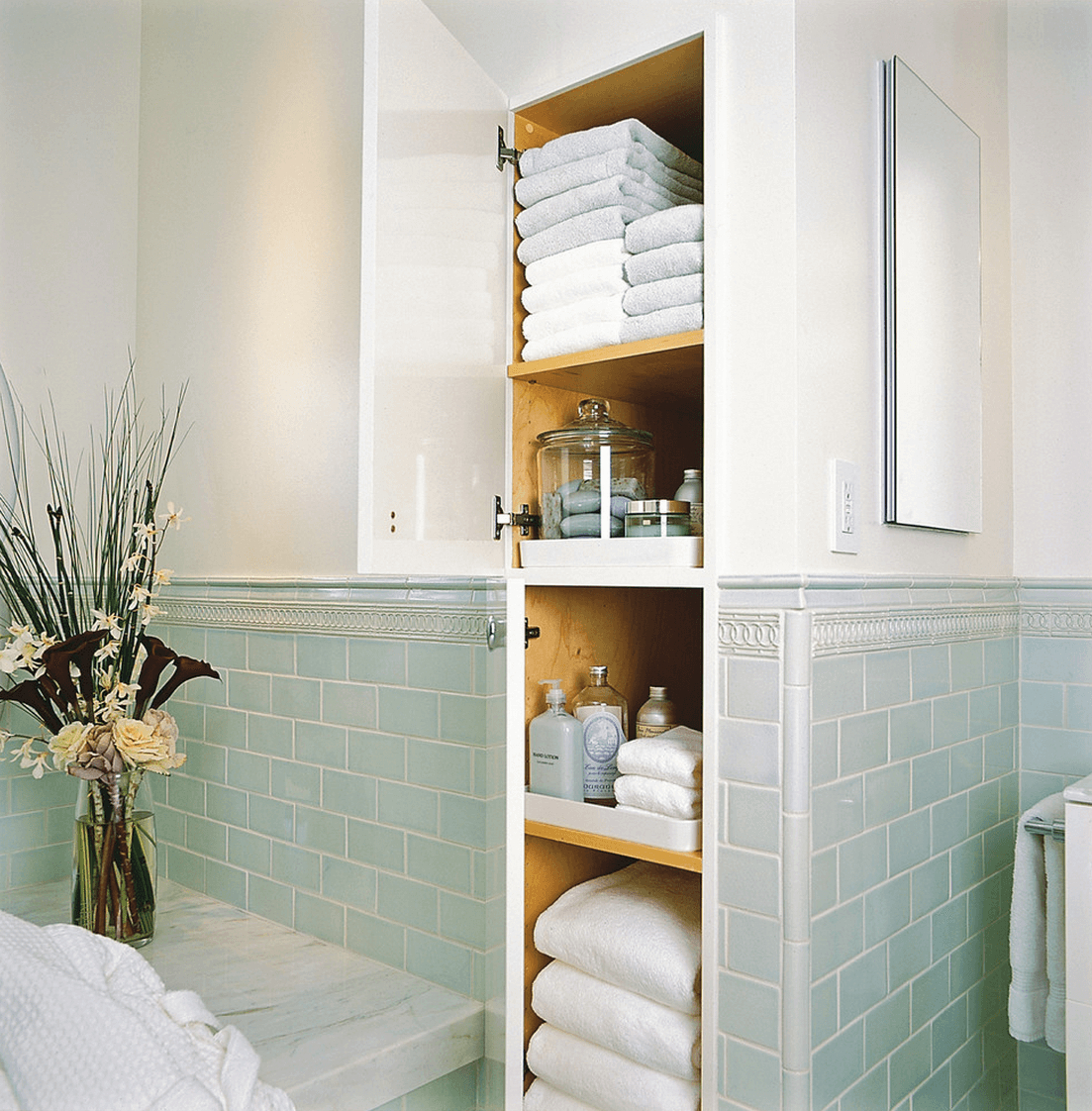 44 Best Small Bathroom Storage Ideas And Tips For 2019 within proportions 1103 X 1122