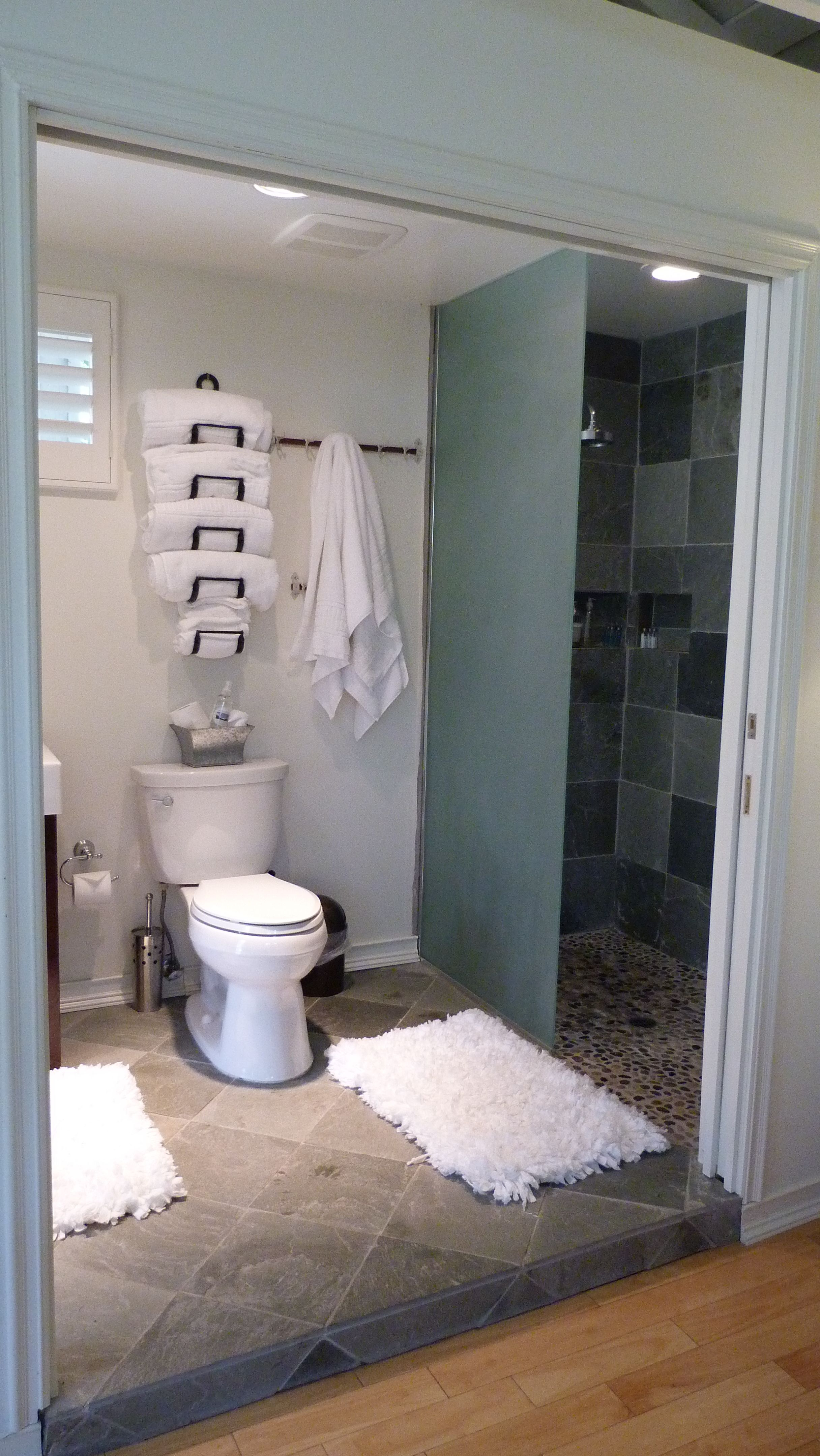 Towels Storage In A Small Bathroom Home Bathroom Towel with dimensions 2432 X 4320