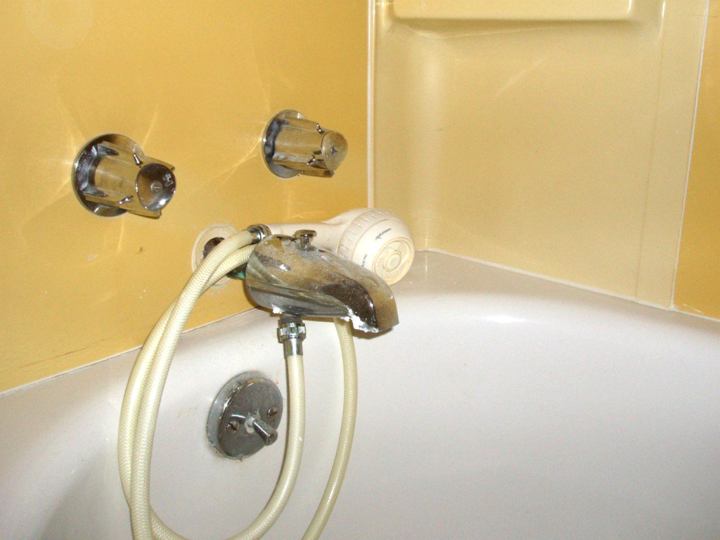 Add Shower Head To Bathtub Faucet Bathroom Ideas with regard to measurements 1440 X 1080