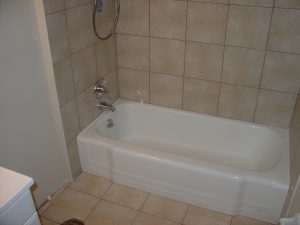 Bathroom Tub Resurfacing For New Ideas Bathtub Reglazing Refinishing throughout sizing 2592 X 1944