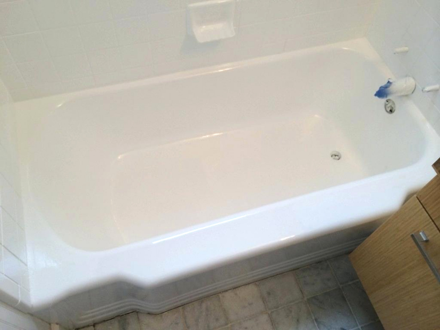 Bathtub Refinishing Company Chicago Il Bathroom Ideas inside sizing 1440 X 1080