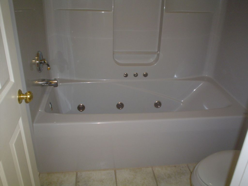 Jacuzzi Whirlpool Bath Parts Bathtub Tips For Cleaning Jacuzzi throughout proportions 1024 X 768