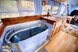 Just Right Bus Living With A Water Trough Bathtub throughout size 1600 X 1065