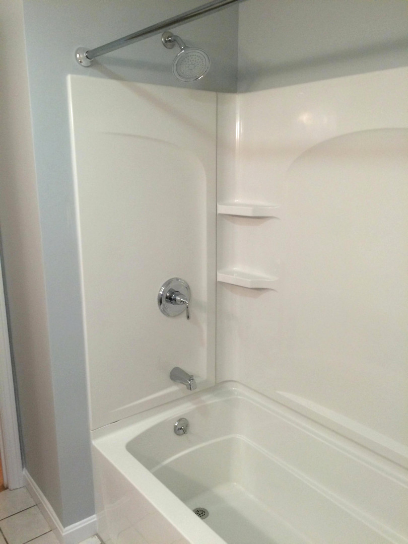 Sterling Bathtub And Surround Kit Bathroom Ideas regarding size 810 X 1080