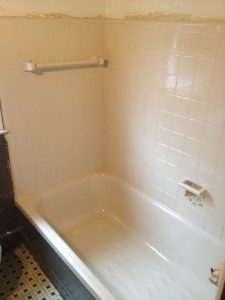 Tub And Tile Walls Refinishing Detroit 586 296 1100 in sizing 1125 X 1500